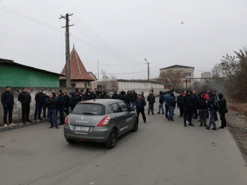 У Франківську заблокували роботу митниці (ФОТОФАКТ, ОНОВЛЕНО)