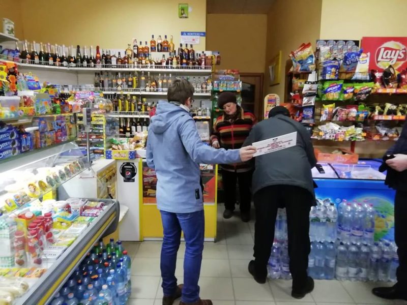 В одному з франківських магазинів дитині продали пляшку вина (ФОТО)