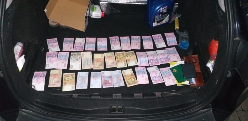 У Франківську затримали оцінювачів майна, які допомагали посадовцям шахраювати з деклараціями (ФОТО)