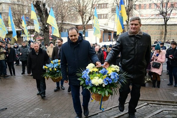 У Франківську відзначили 81-у річницю від дня народження В’ячеслава Чорновола (ФОТО)