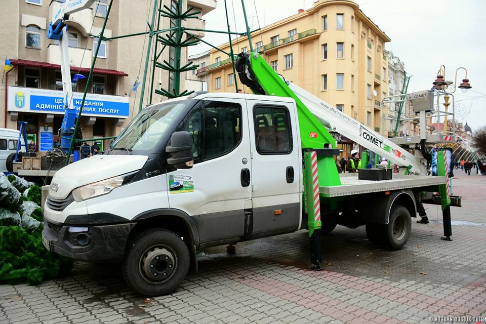 Івано-Франківськ закупив два нові автопідіймачі (ФОТО)