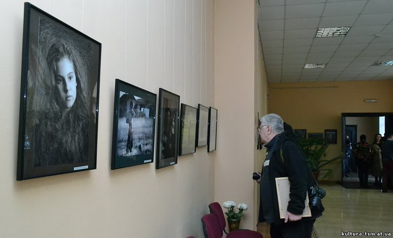 Тисменицький фотоклуб “Колумб” відзначає своє 35-річчя (ФОТО)