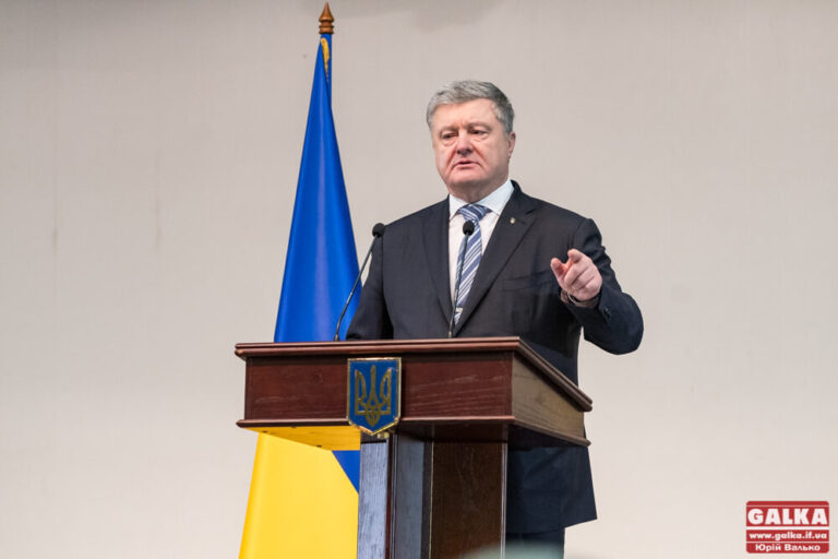 Солі вистачить на дві тисячі років воєнного стану, – Порошенко про істерику Росії (ВІДЕО)