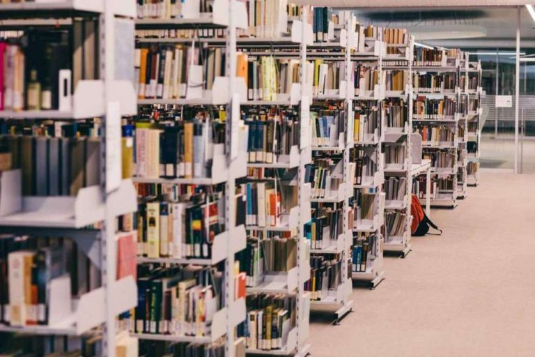 Книжки трьох франківських письменників потрапили у ТОП-10 видань року
