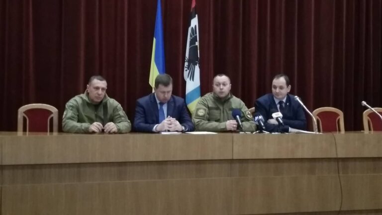 У Франківську атовці за кошт міського бюджету охоронятимуть школи (ФОТО)