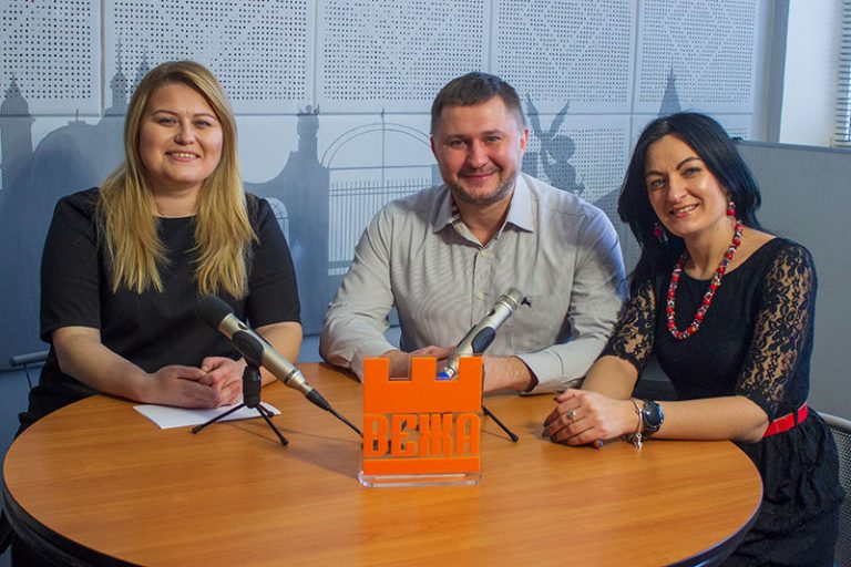Одружитися повторно, перебуваючи у шлюбі. Прикарпатці одні з перших скористались такою послугою
