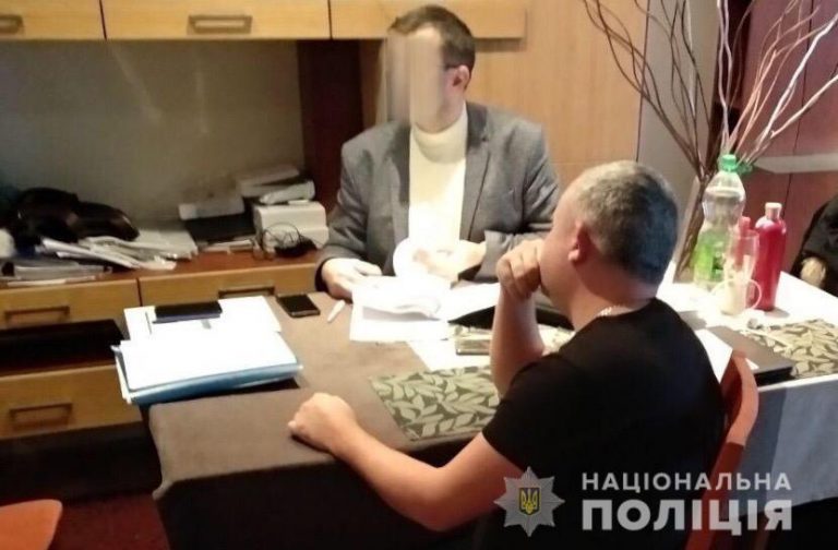 У Франківську спіймали трьох хакерів, котрі крали гроші у клієнтів банку (ФОТО)