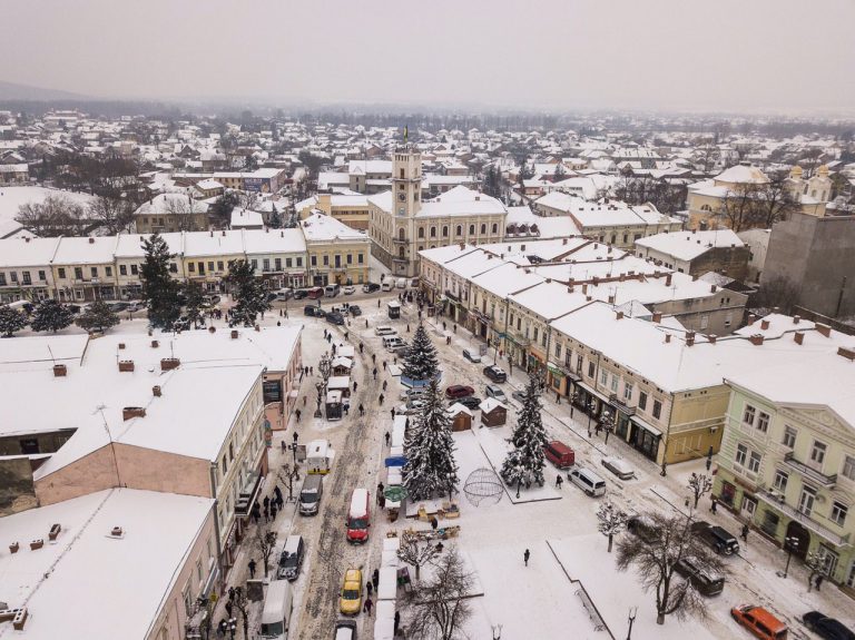 Як виглядає зимова Коломия з висоти пташиного польоту (ФОТО)