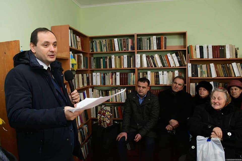 Марцінків з’їздив на Службу Божу у Добровляни – агітував за об’єднання з містом (ФОТО)