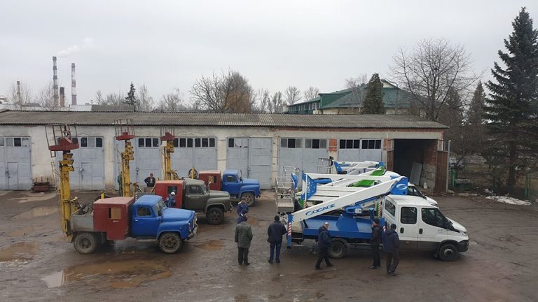 Автопарк Івано-Франківськміськсвітла поповнився новою технікою (ФОТО)