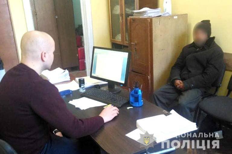 Пиятика і залицяння: у поліції розповіли подробиці подвійного вбивства на Прикарпатті (ФОТО)