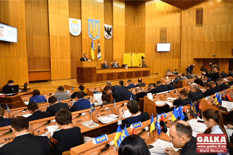 Прикарпатські депутати вимагають в “Укрзалізниці” більше вагонів для зерна (ФОТО)