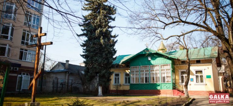 Якщо не буде добровільно, є законодавча процедура повернення майна, – Марцінків про церкву Московського патріархату на Чорновола