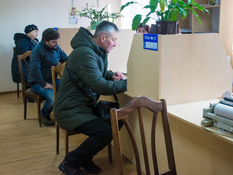 Через субсидійні нововведення близько 20 тисяч франківців повинні повторно здати документи