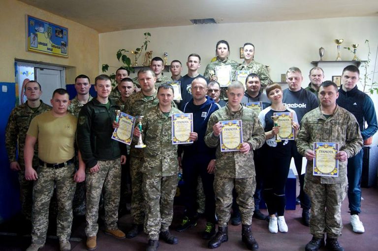 Франківські авіатори вибороли першість на змаганнях із гирьового спорту (ФОТО)