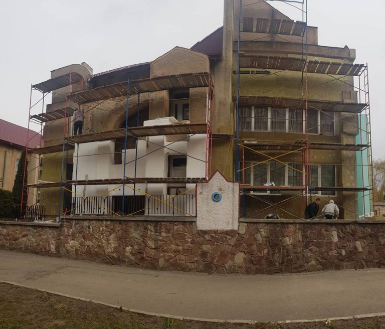 Ще один франківський дитсадок утеплюють (ФОТО)