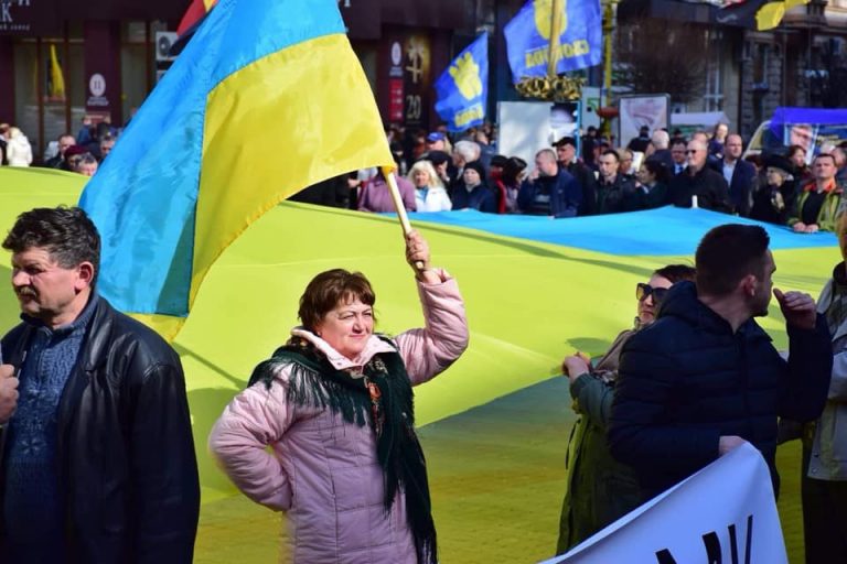 Віче за чесні вибори провели у середмісті Івано-Франківська (ФОТО)
