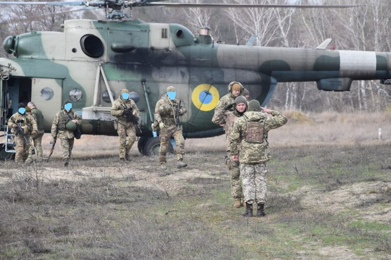 Муженко і Наєв відвідали підрозділи прикарпатської десятої бригади в зоні ООС (ФОТО)