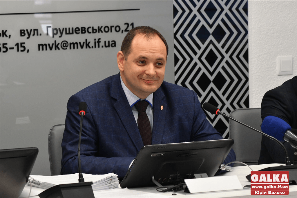 Марцінків хоче, аби чиновники зробили щеплення перед наступною нарадою