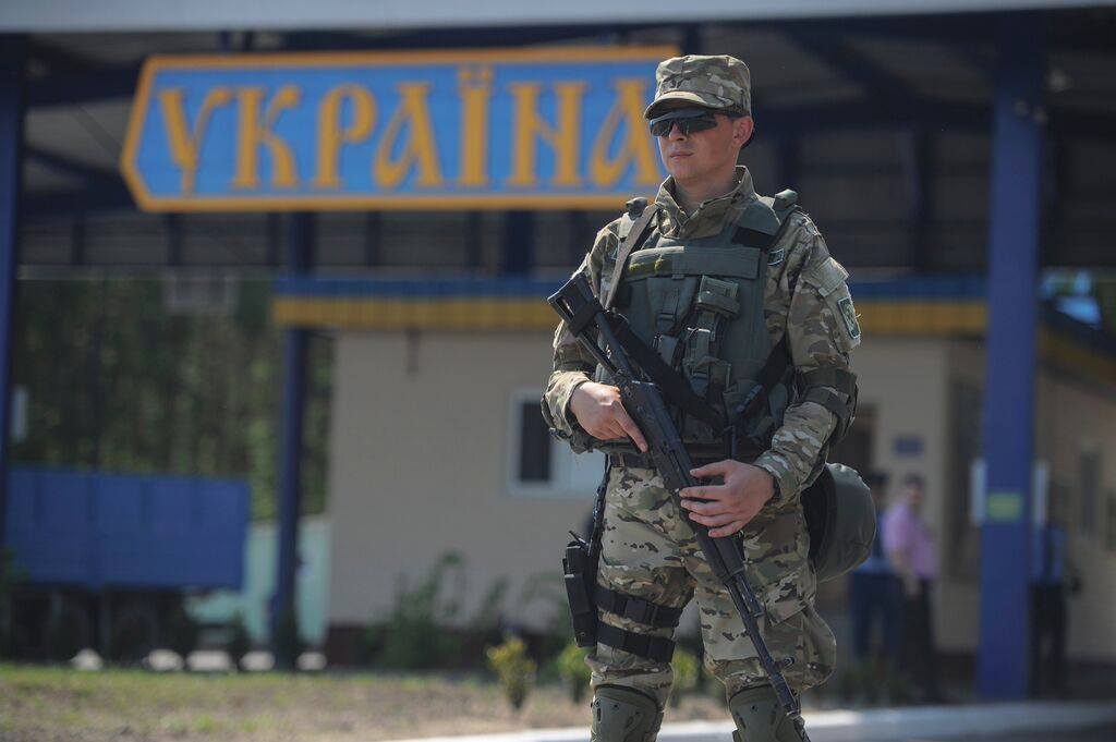Чоловіки-студенти більше не можуть виїхати за кордон на навчання, – ДПСУ