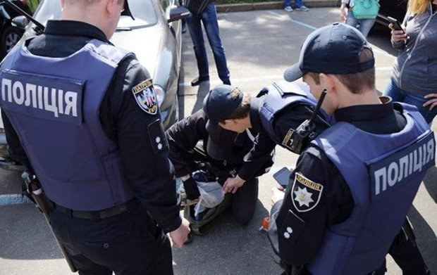 У Києві жінка вбила немовля і викинула тіло в лісі