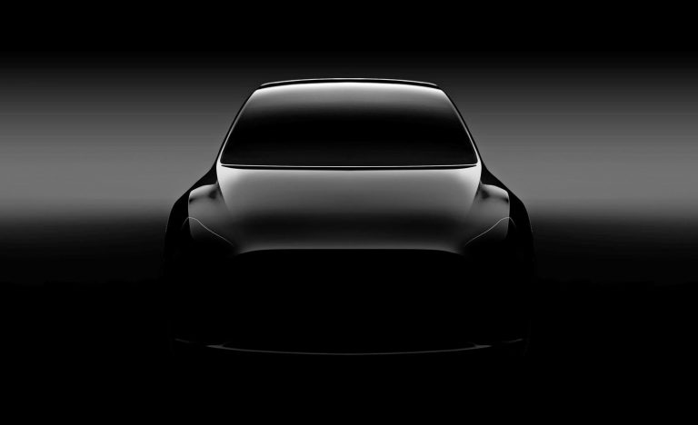 Маск пообіцяв показати новий електрокар Model Y в березні