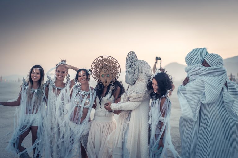 У Франківську волонтери та учасники “Burning Man” розкажуть про всесвітньо відомий фестиваль
