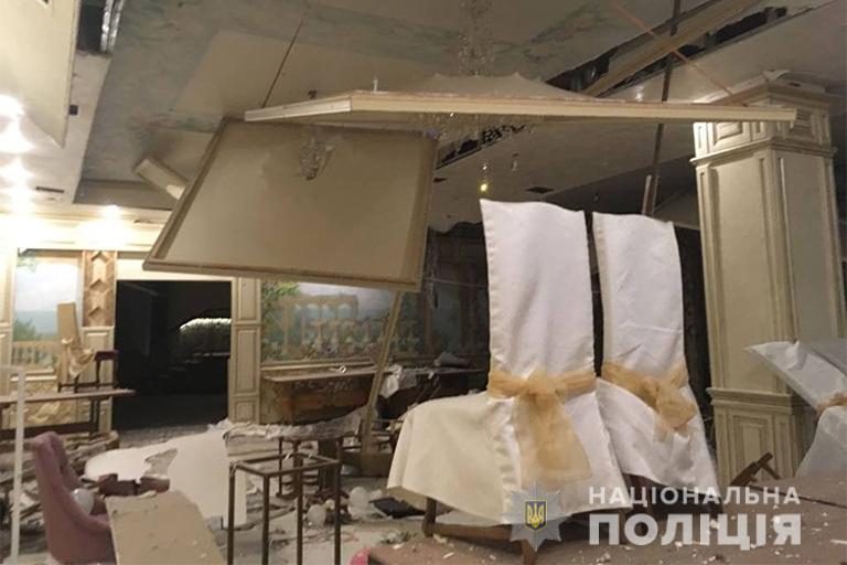 На Прикарпатті судитимуть злочинну групу, яка підірвала ресторан (ФОТО)