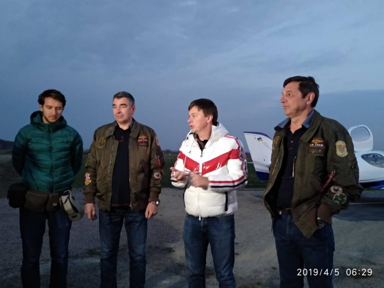 На Прикарпатті стартував рекордний політ Комарова (ФОТО)