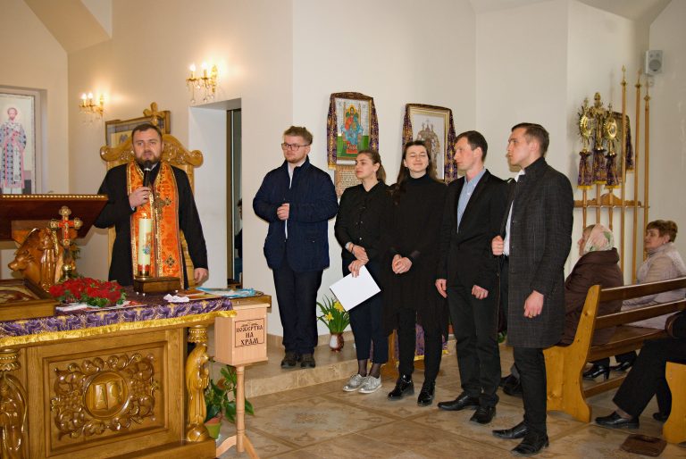 У храмах області вокальна формація “Просто неба” проведе 16 творчих “Хресних доріг” (ФОТО)