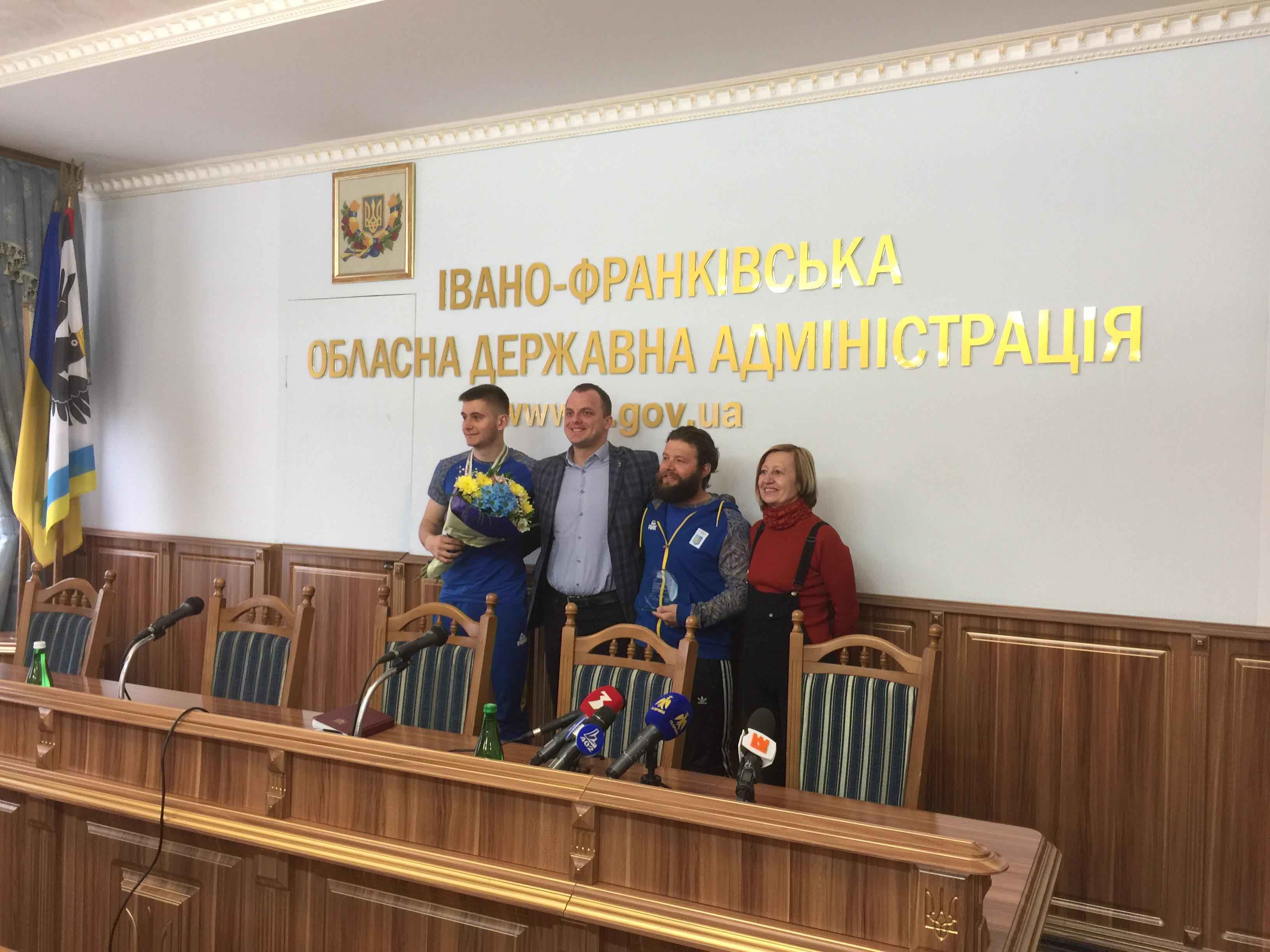Юний прикарпатець розповів про перемогу на чемпіонаті світу зі сноубордингу (ФОТО)