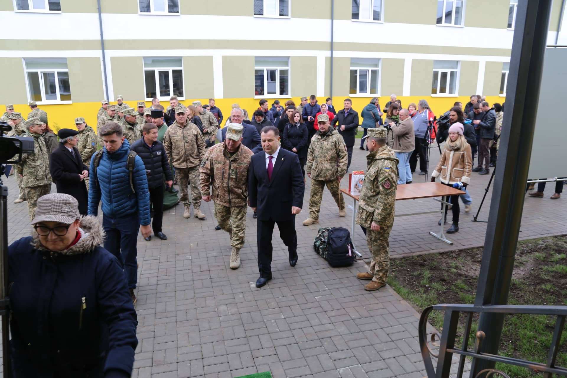 На Прикарпаття прибув Міністр оборони – перевірив тил десятої бригади (ФОТО)