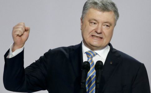Порошенко заявив, що актор не може вести війну з Путіним