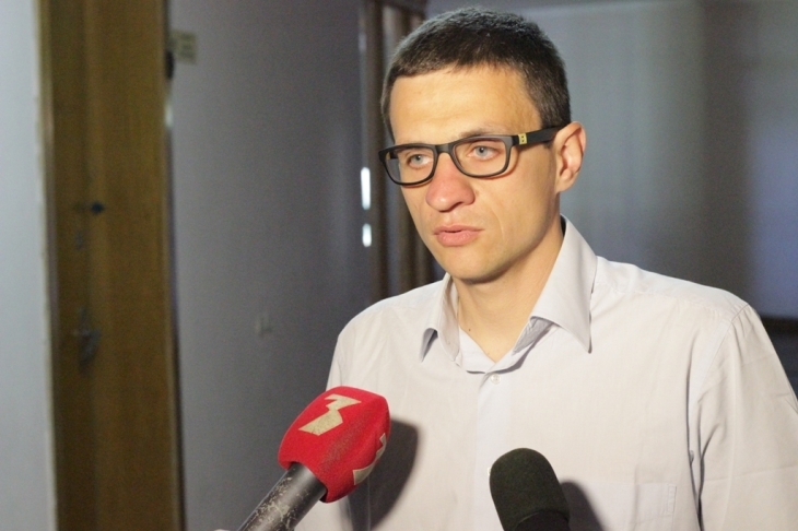 Не можна мочити порох під час війни: Петро Шкутяк про небезпеки обрання Зеленського