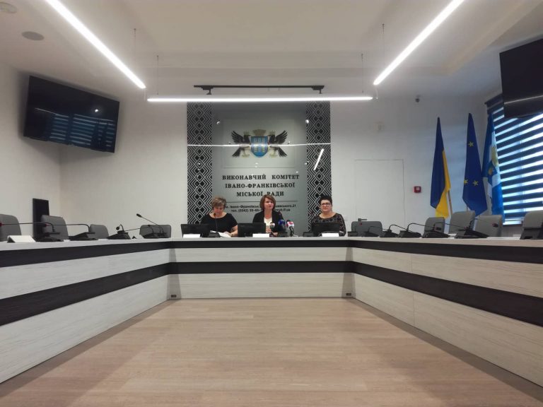 Безкоштовні дослідження і консультація: місяць здоров’я стартує в Івано-Франківську