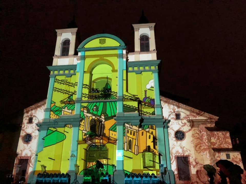 На стінах художнього музею франківцям показали унікальне світлове шоу (ФОТО, ВІДЕО)
