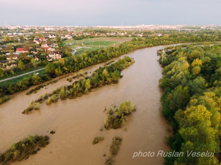 Які райони Прикарпаття найбільше постраждали від негоди