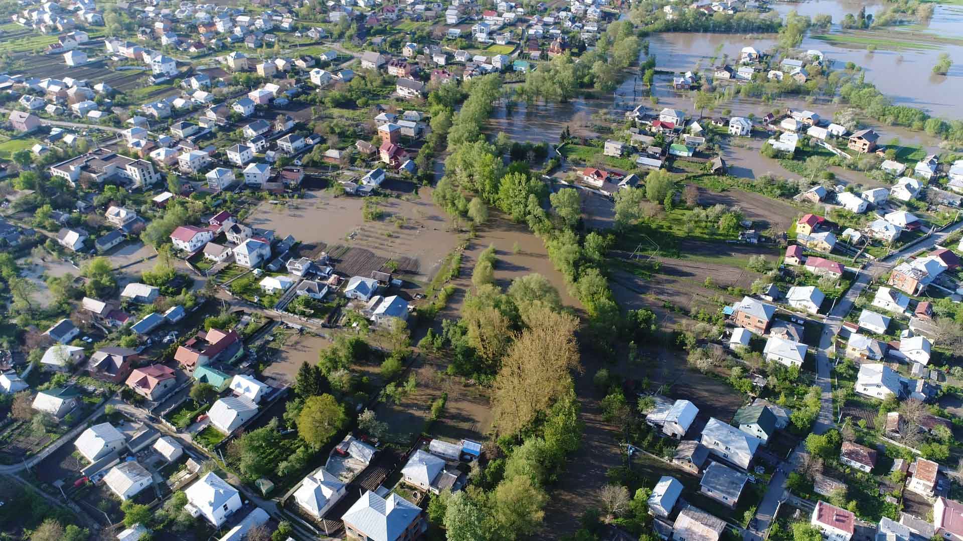 Область отримала 480 мільйонів для постраждалих від повені: кому їх виплатять першочергово