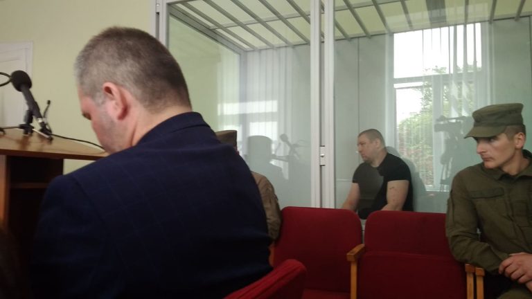 Справа стрільця з-під Ратуші: Дерещук заявив, що судді навмисно затягують процес