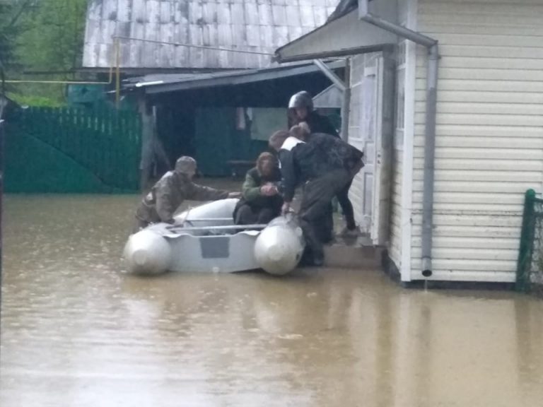 Прикарпатців попереджають про підйом Дністра, можливі нові підтоплення у дев’яти районах (ПЕРЕЛІК)