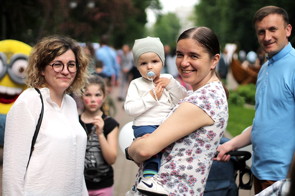Фестиваль сім’ї Івано-Франківськ: у мережі виклали зворушливі світлини святкувань (ФОТО)