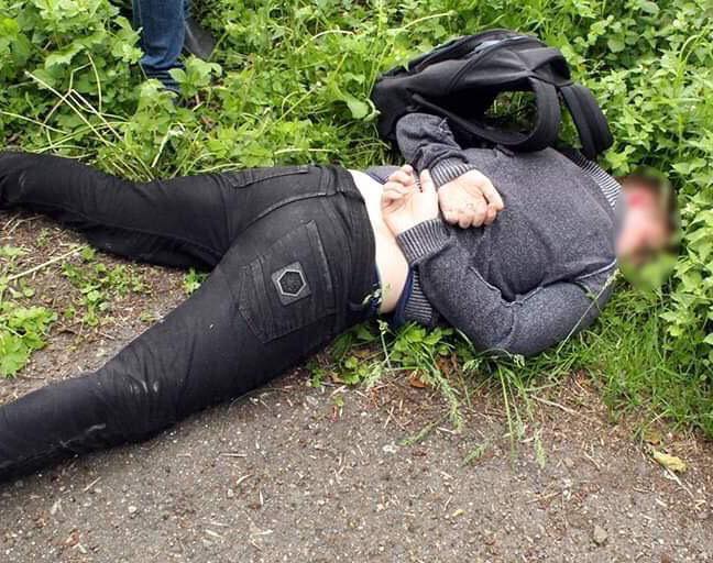 На Городенківщині “на гарячому” спіймали молодика, який торгував канабісом (ФОТО)