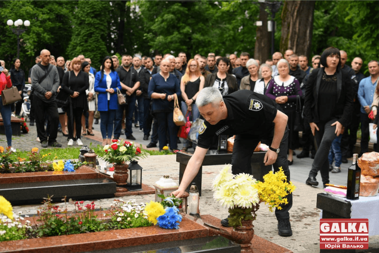 У Франківську вшанували шістьох бійців, які загинули п’ять років тому у збитому гелікоптері на Донеччині (ФОТО)