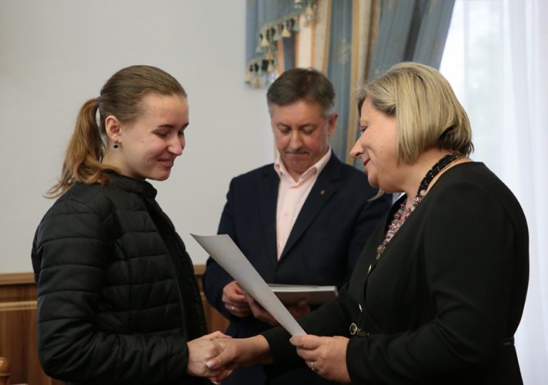 У Франківську відзначили волонтерів Міжнародного фестивалю “Карпатський простір” (ФОТО)