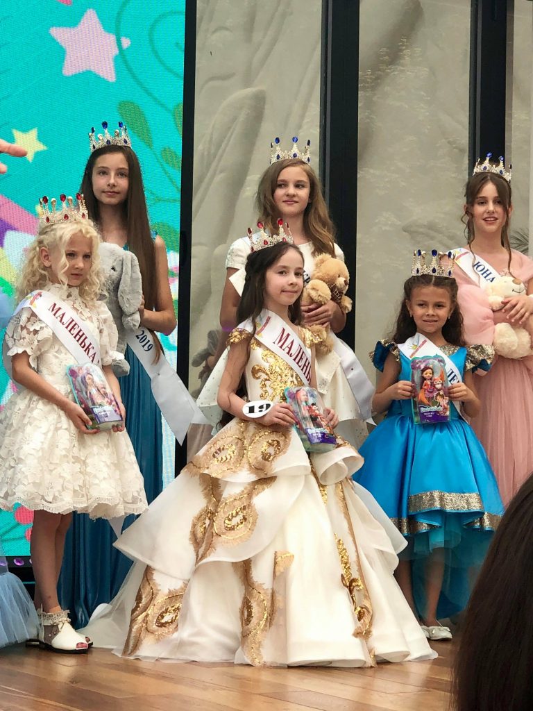Франківка перемогла на фестивалі талантів та краси «Мініміс Україна 2019» (ФОТО)
