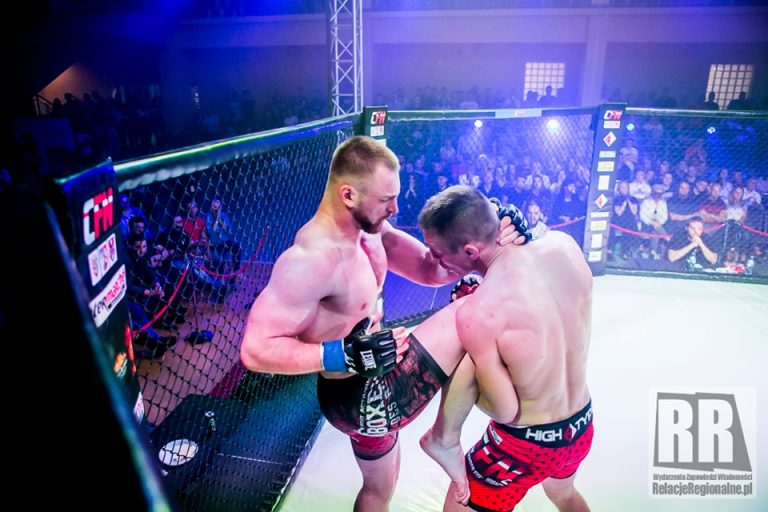 Іванофранківець Віктор Білий побив поляка і вдало дебютував у професійному ММА (ФОТО)