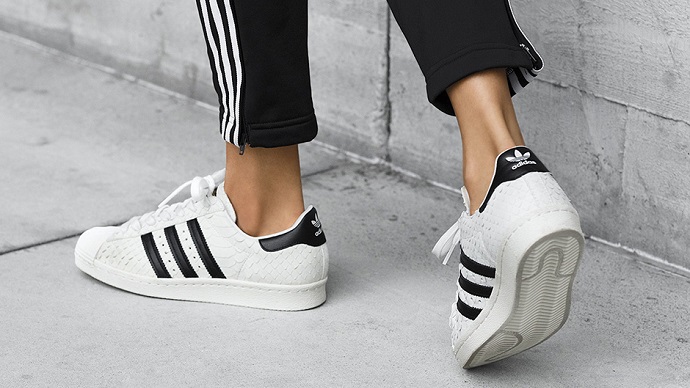 “Три смужки” Adidas опинилися поза законом в ЄС
