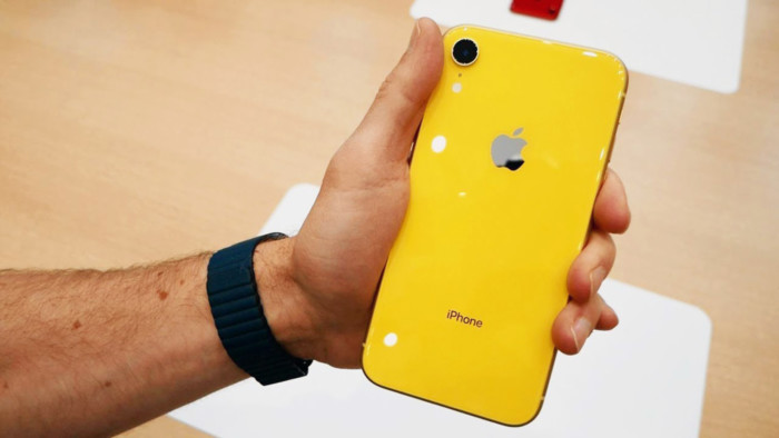 Продажі Apple продовжують падати, незважаючи на популярність iPhone XR в США