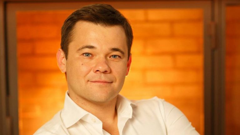Глава Офісу президента Богдан запропонував регіональний статус для російської мови на Донбасі
