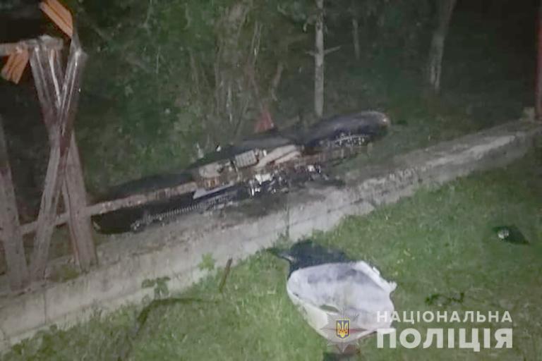 Медикам не вдалося врятувати мотоцикліста, в якого на Богородчанщині врізався легковик (ФОТО)